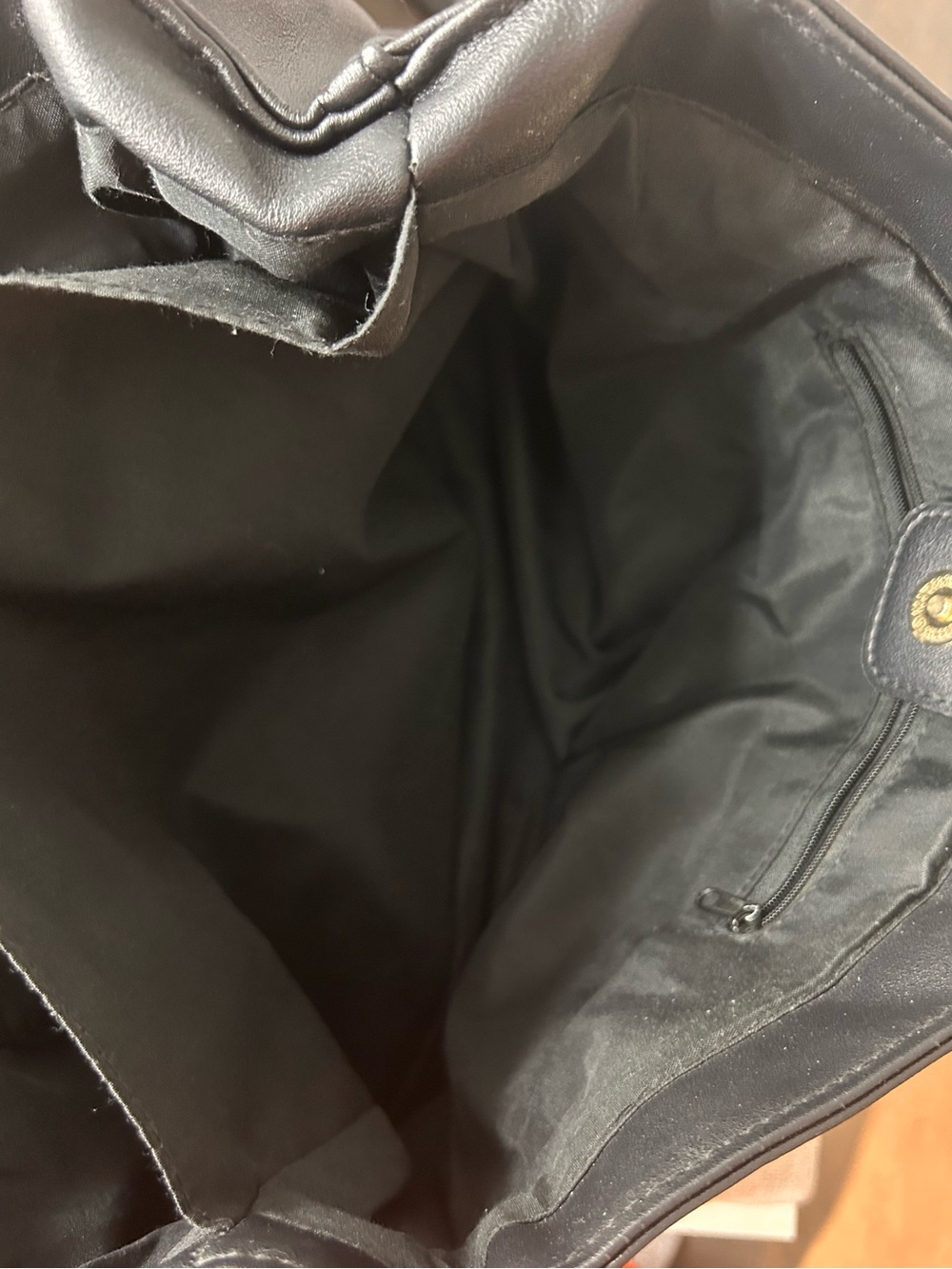 Quilted Black Gold Chain-Handle Tote Bag - Picture 10 of 11